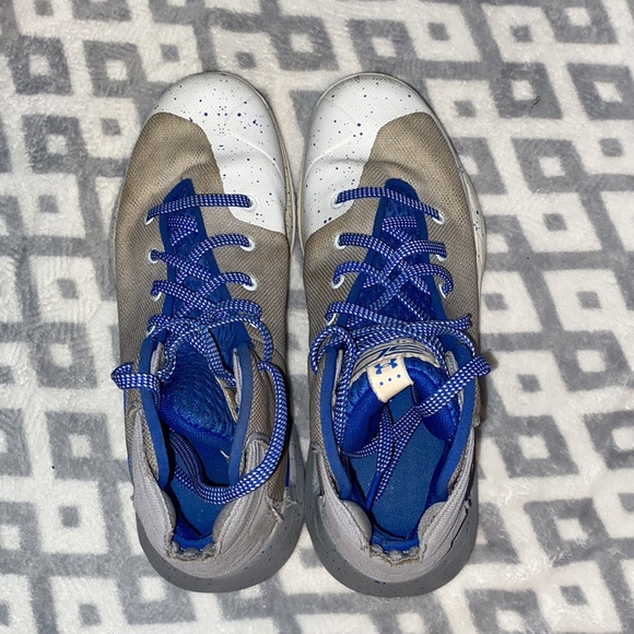 UNDER ARMOR BASKETBALL SHOES STEVEN CURRY - Picture 4 of 6